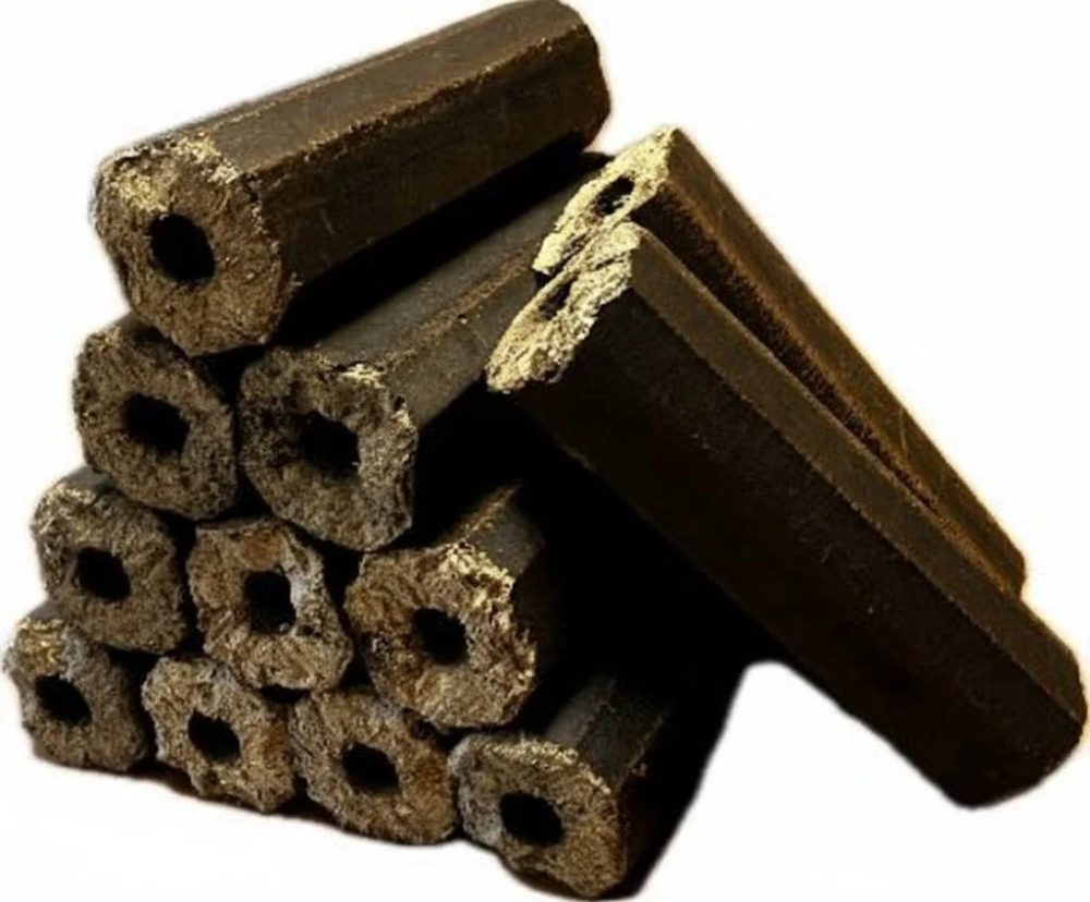 Pini Kay en chêne mélangé – briquettes à trou central, 960 kg